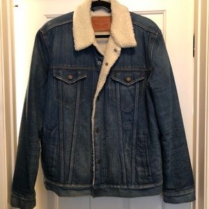 Levi original Sherpa Denim Jacket Size L